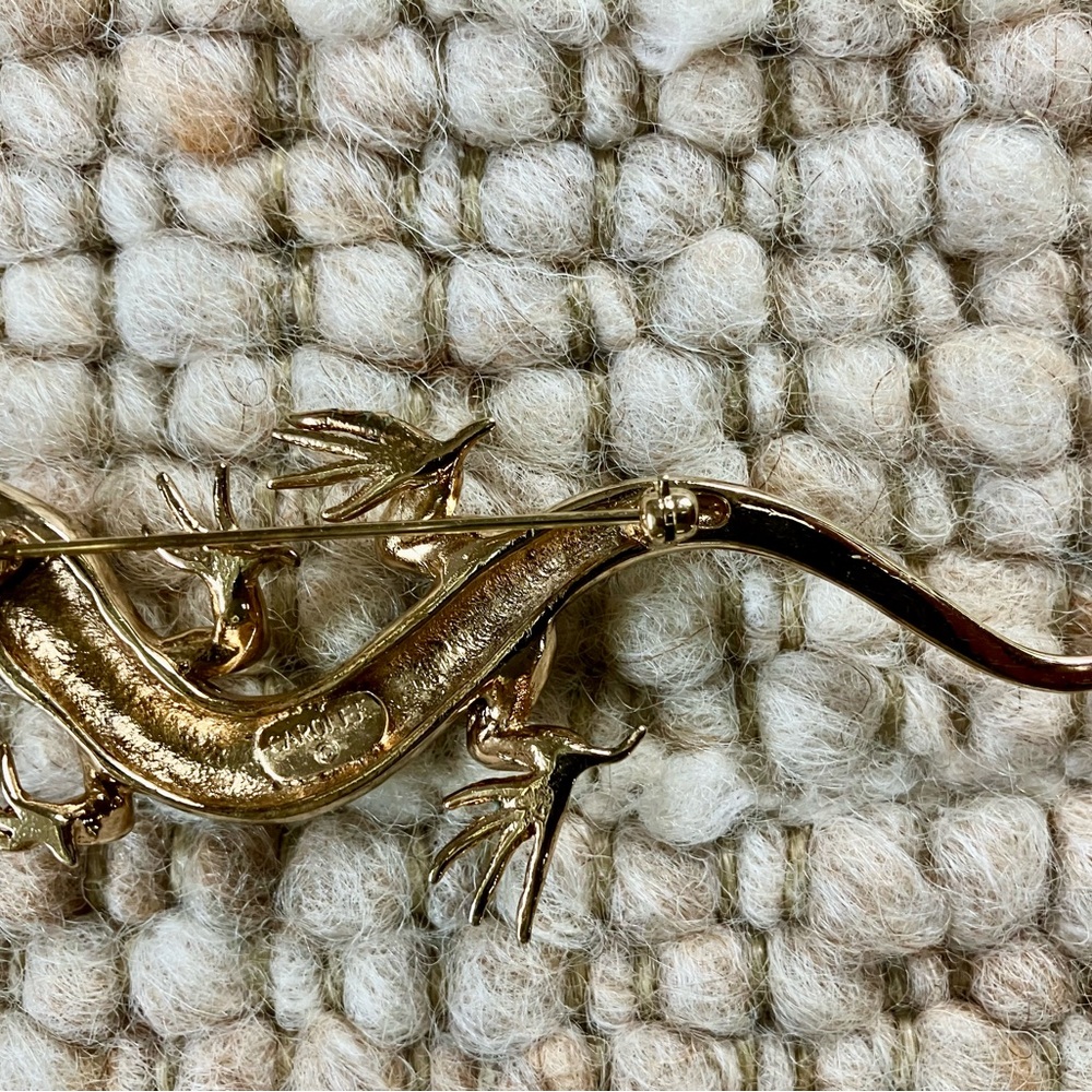 Gold/Silver & Rhinestone Lizard Brooch - Picture 2 of 5